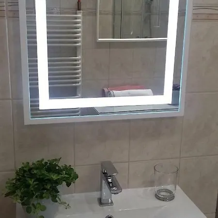 Premium 200m. Do Plazy Apartment